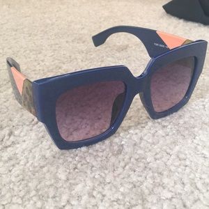 NWT Blue/ multicolor oversized square sunglasses